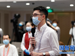 凤凰卫视记者提问0.jpg