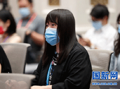 香港经济导报记者_large.gif
