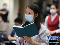 中央广播电视总台央广记者提.jpg
