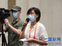 新京报记者提问_large.jpg