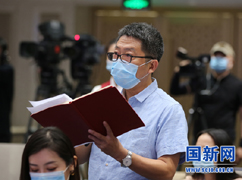 中央广播电视总台央视记者提.jpg