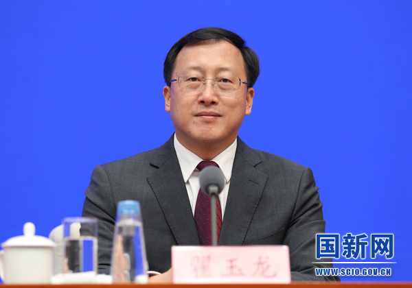 图为云南省昭通市镇雄县县委书记翟玉龙.(徐想 摄)