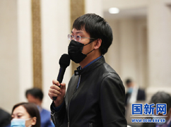 中央广播电视总台央广记者提.jpg