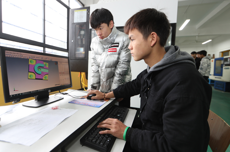 java工程师的就业前景_电子商务专业就业方向与就业前景_国际经济与贸易就业方向及前景
