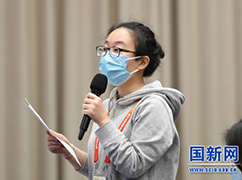 北京青年报记者提问_large.jpg