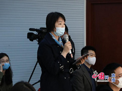 00凤凰卫视记者提问.jpg