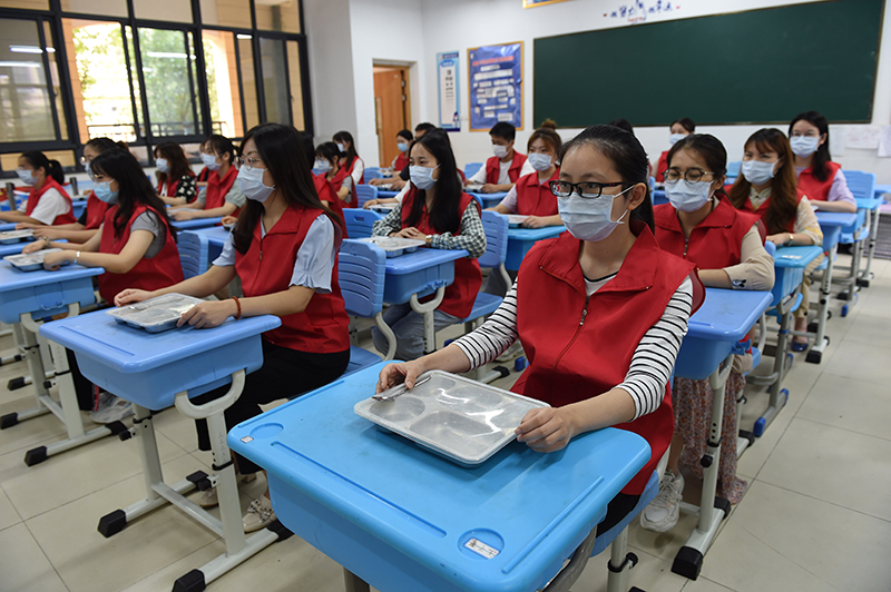 崇文门中学老师_崇文中学事件_崇文门中学