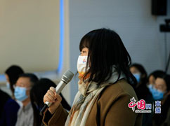 10香港经济导报记者提问.jpg