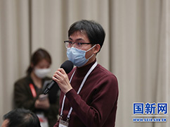 13中国新闻社记者提问_large.jpg