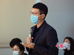 10.央视中文国际频道记者提问.jpg