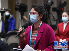 15香港紫荆杂志记者提问_large.jpg