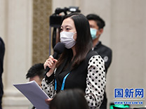 7香港紫荆杂志记者提问_large.jpg