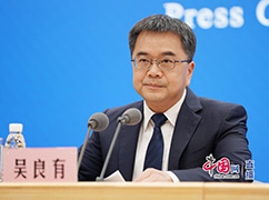8国家卫生健康委疾控局副局长吴良有回答记者提问.jpg