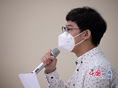 10新华社记者提问.jpg