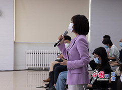 5总台央视记者提问.jpg