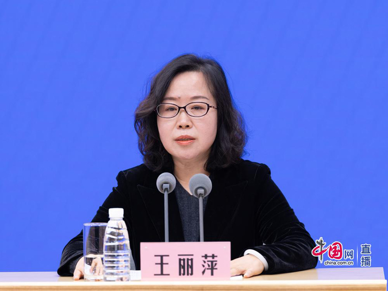 中国疾控中心传防处研究员王丽萍回答记者提问