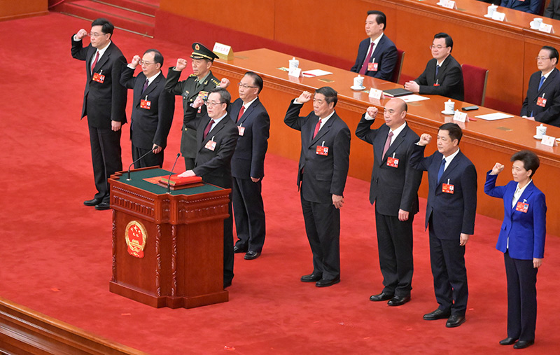 十四屆全國(guó)人大一次會(huì)議舉行第五次全體會(huì)議