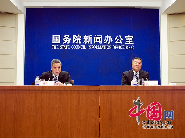 梁万年介绍 18037327da0b171c2f2f04.jpg