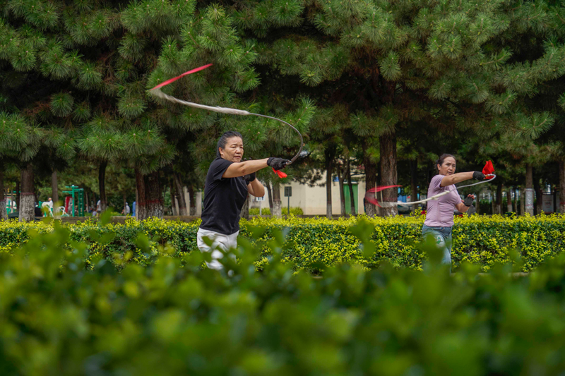 半岛网址“现代化最重要的指标还是人民健康”——写在第15个全民健身日之际(图3)