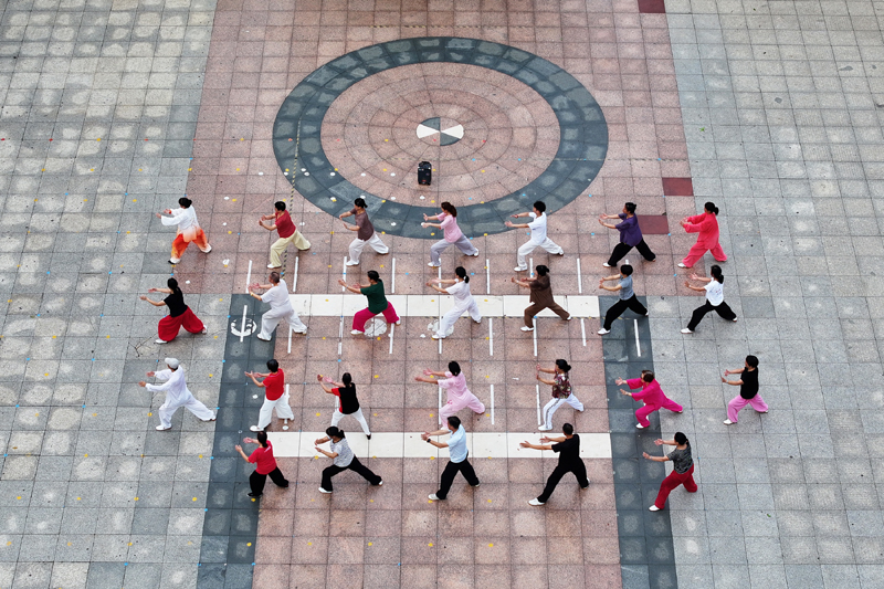 泛亚电竞全民健身日 快乐动起来(图2)