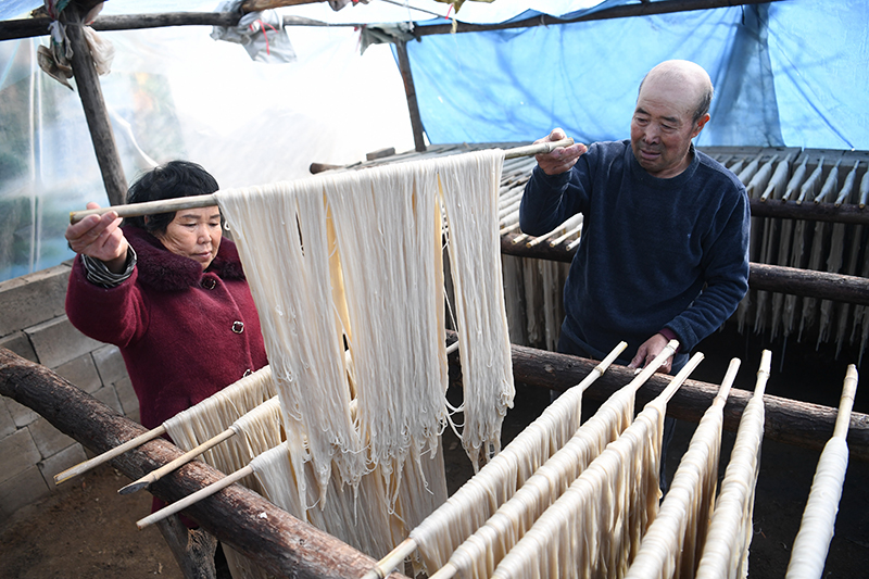 河北迁安：冬闲粉条加工助增收(图4)