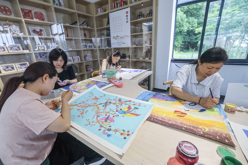 加拿大南宫28眉山龙马低级中学来到《少年苏东坡传奇》超等IP展厅开启研学之旅尊龙凯时ag旗舰厅