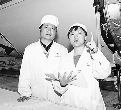 孙靖是这次“嫦娥”总装任务的负责人,火箭运往西昌,